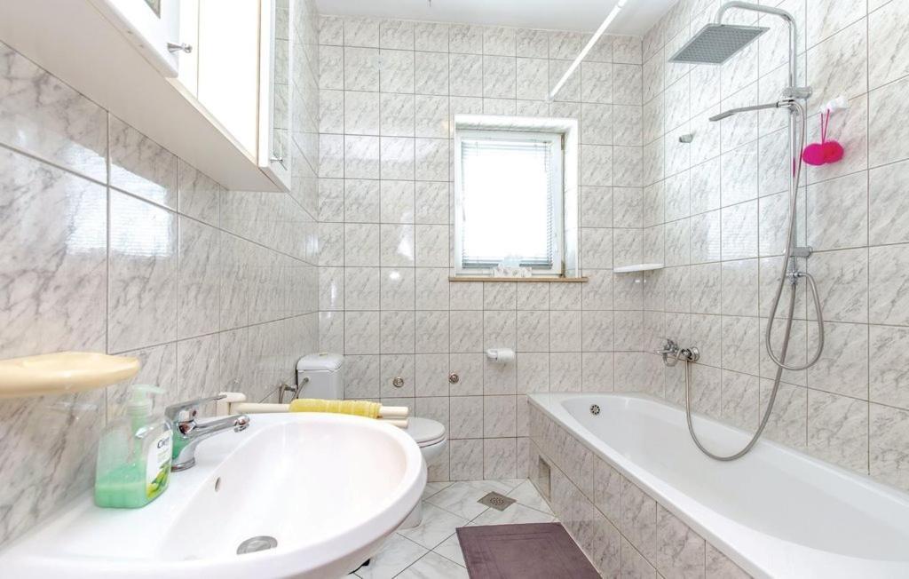 Apartman Mila Novi Vinodolski Exterior foto
